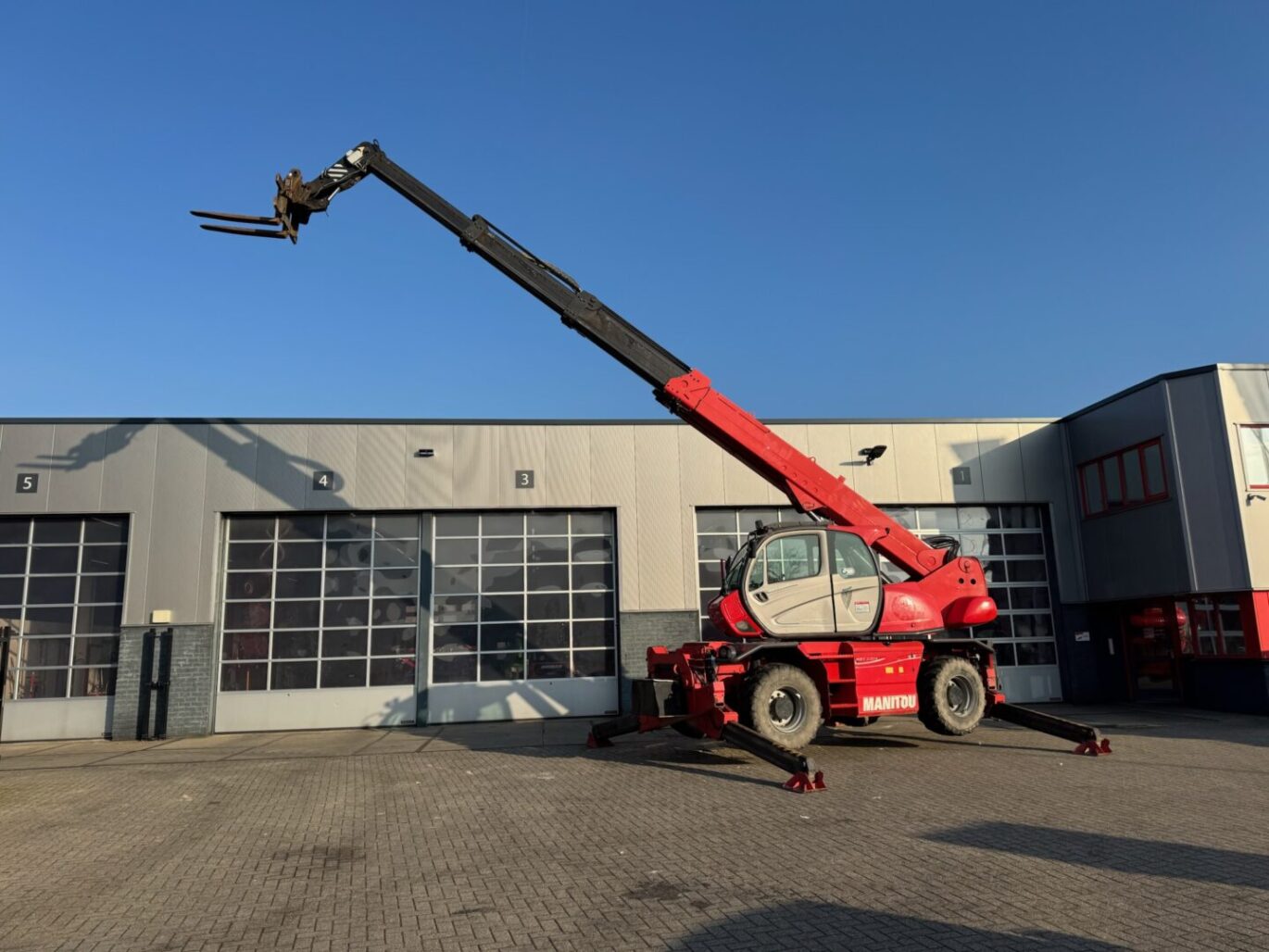 6386A273 B973 4828 8CC8 7082AAC9EB9D